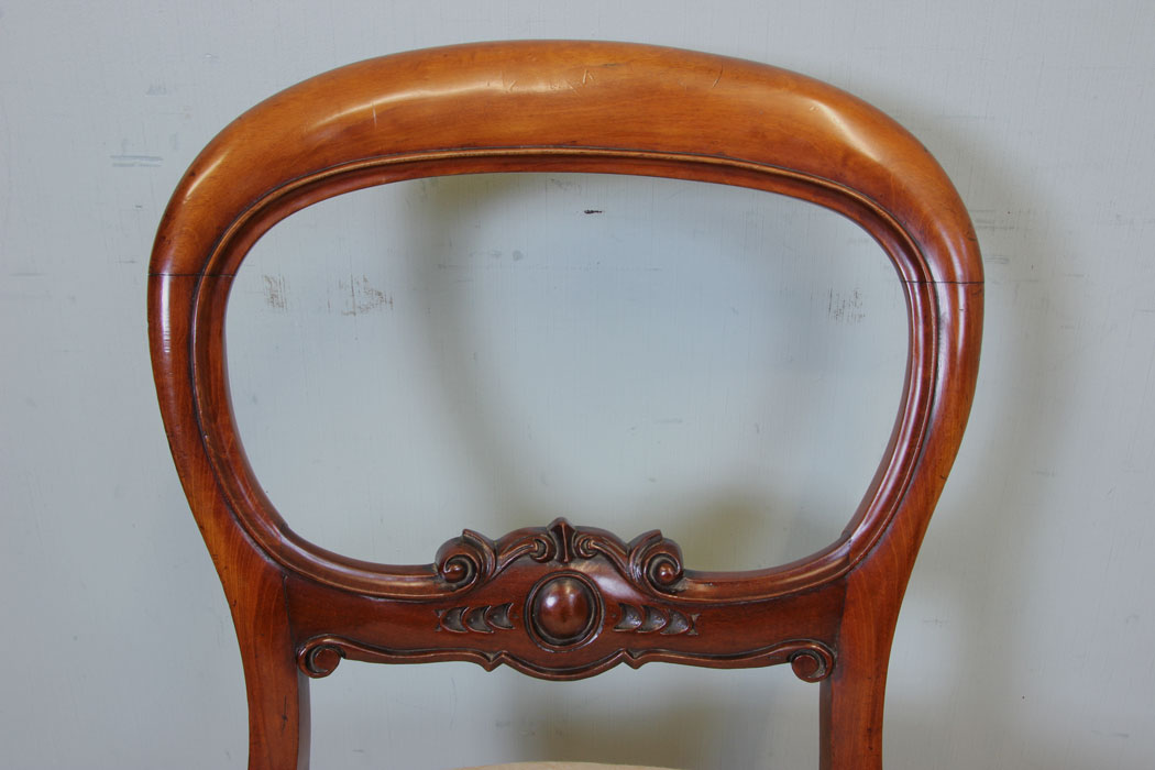 11061r5 Set Six Victorian Balloon Back Dining Chairs, Antique Set of Six Victorian Mahogany Balloon Back Dining Chairs