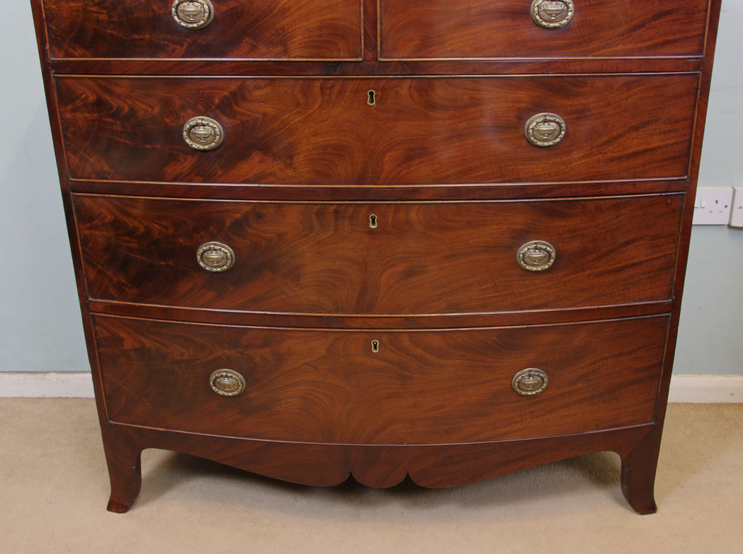 11065r4 Antique Bow Front Mahogany Chest of Drawers, Antique Victorian Mahogany Bow Fronted Chest of Drawers.