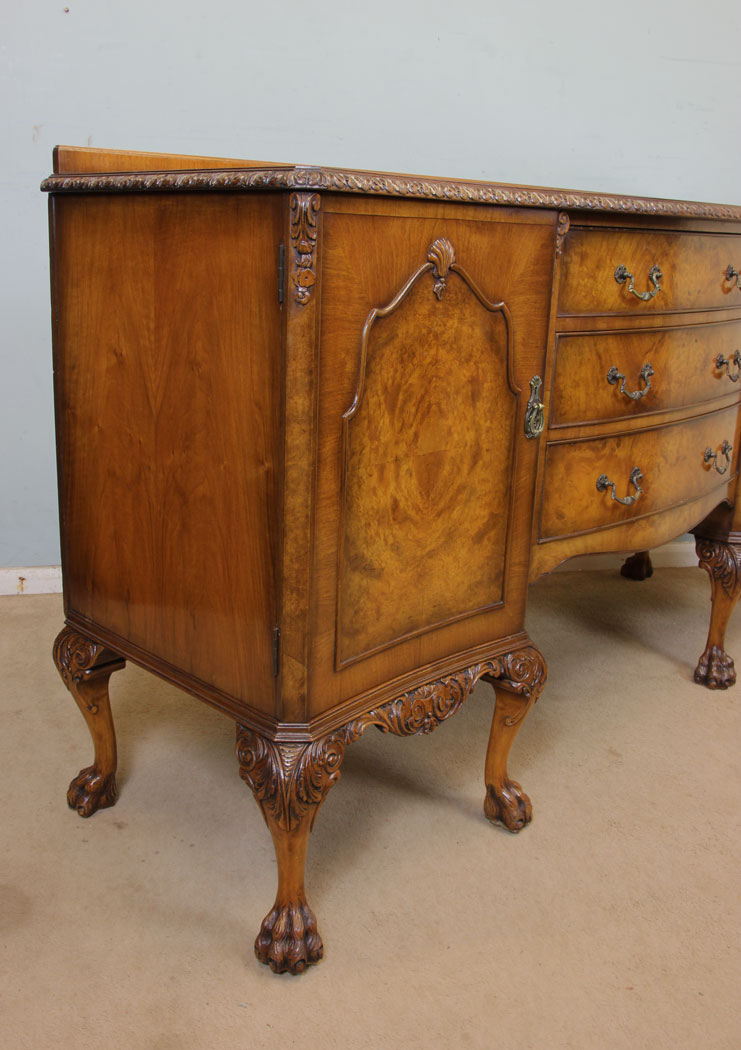 11070r5 Queen Anne Style Burr Walnut Sideboard, Burr Walnut Queen Anne Style Sideboard Dresser Base
