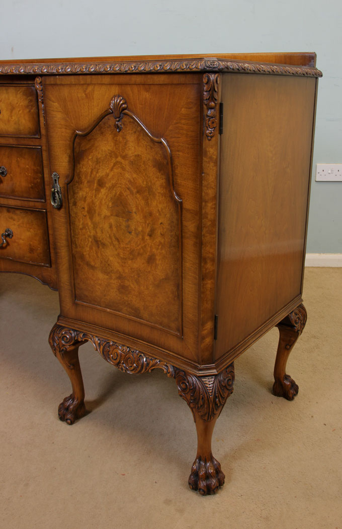11070r7 Antique Burr Walnut Sideboard, Burr Walnut Queen Anne Style Sideboard Dresser Base