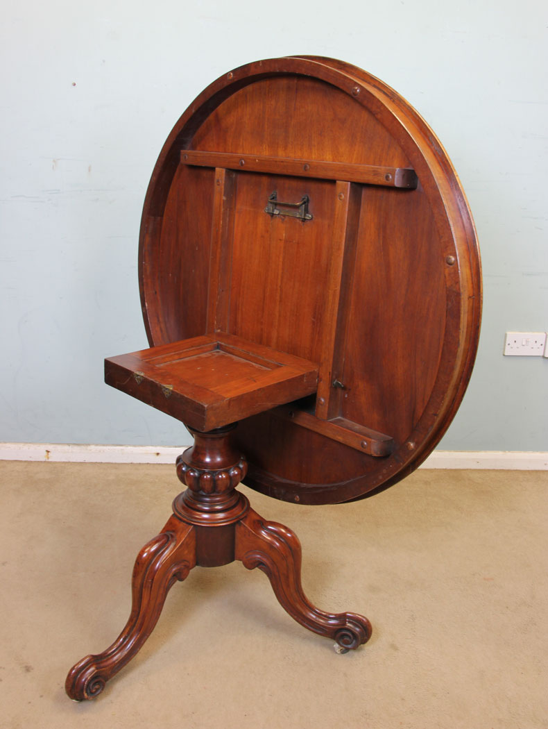 11071r8 Antique Dining Table, Tilt Top Loo Table,