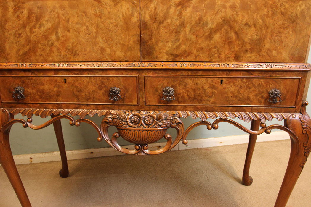 Antique Burr Walnut Cocktail Drinks Cabinet, Linbcolnshire, Antique Burr Walnut Cocktail Drinks Cabinet