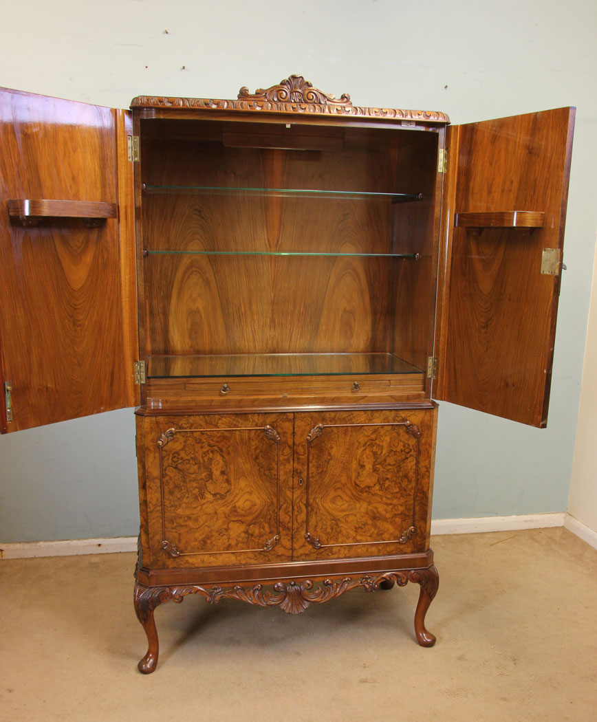 Antique Burr Walnut Cocktail Drinks Cabinet, (6) Antique Burr Walnut Queen Anne Style Cocktail Drinks Cabinet