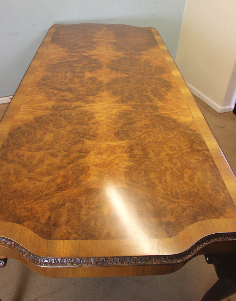 Antique Walnut Dining Table, London, Burr Walnut Queen Anne Style Dining Table