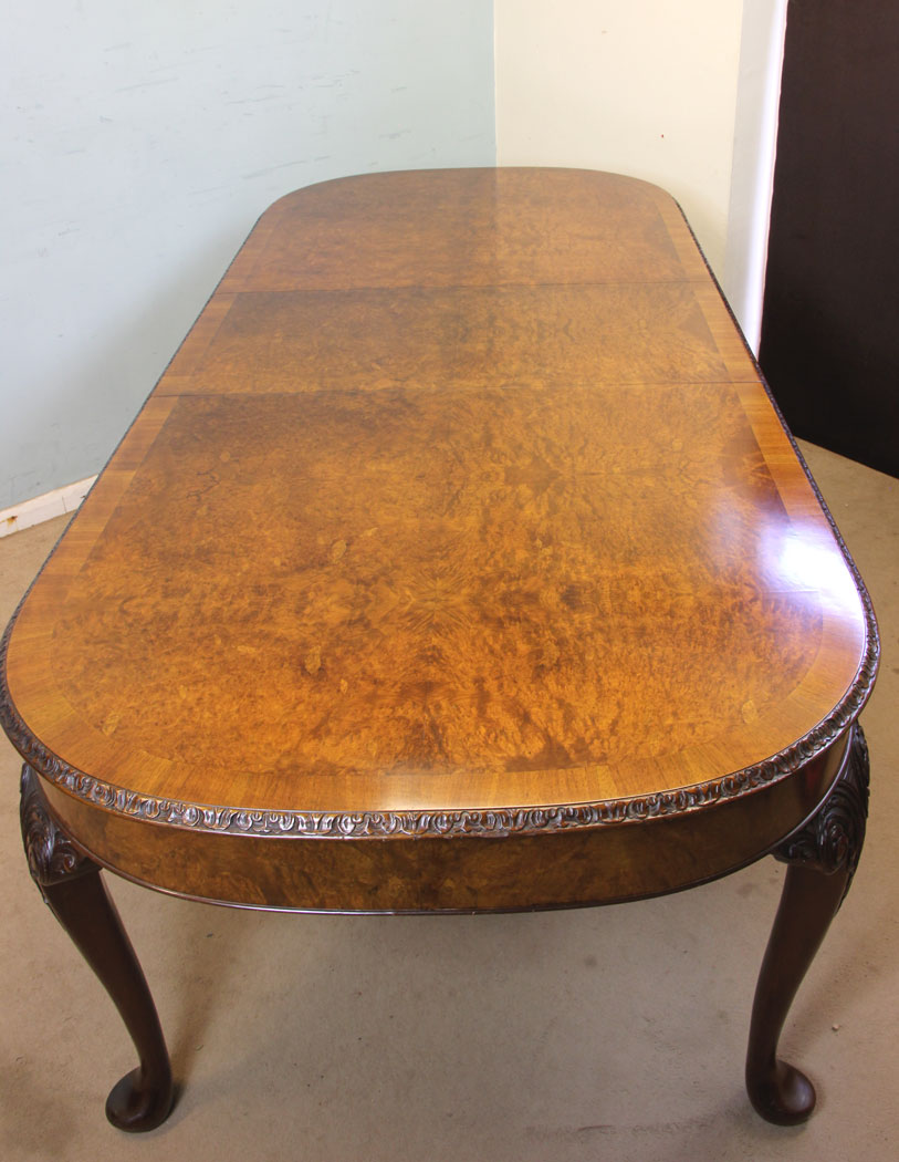 Antique Burr Walnut Dining Table, London, Antique Burr Walnut Extending Dining Table.