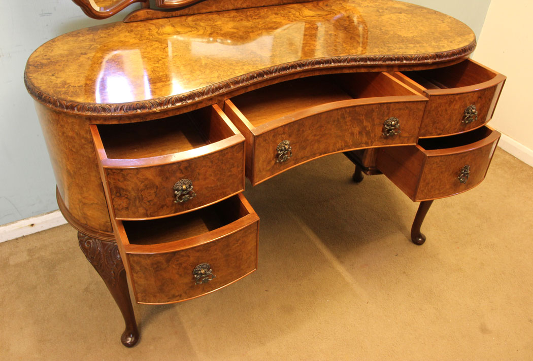 Antique Burr Walnut Dressing Table, London, Antique Burr Walnut Triple Mirror Dressing Table.