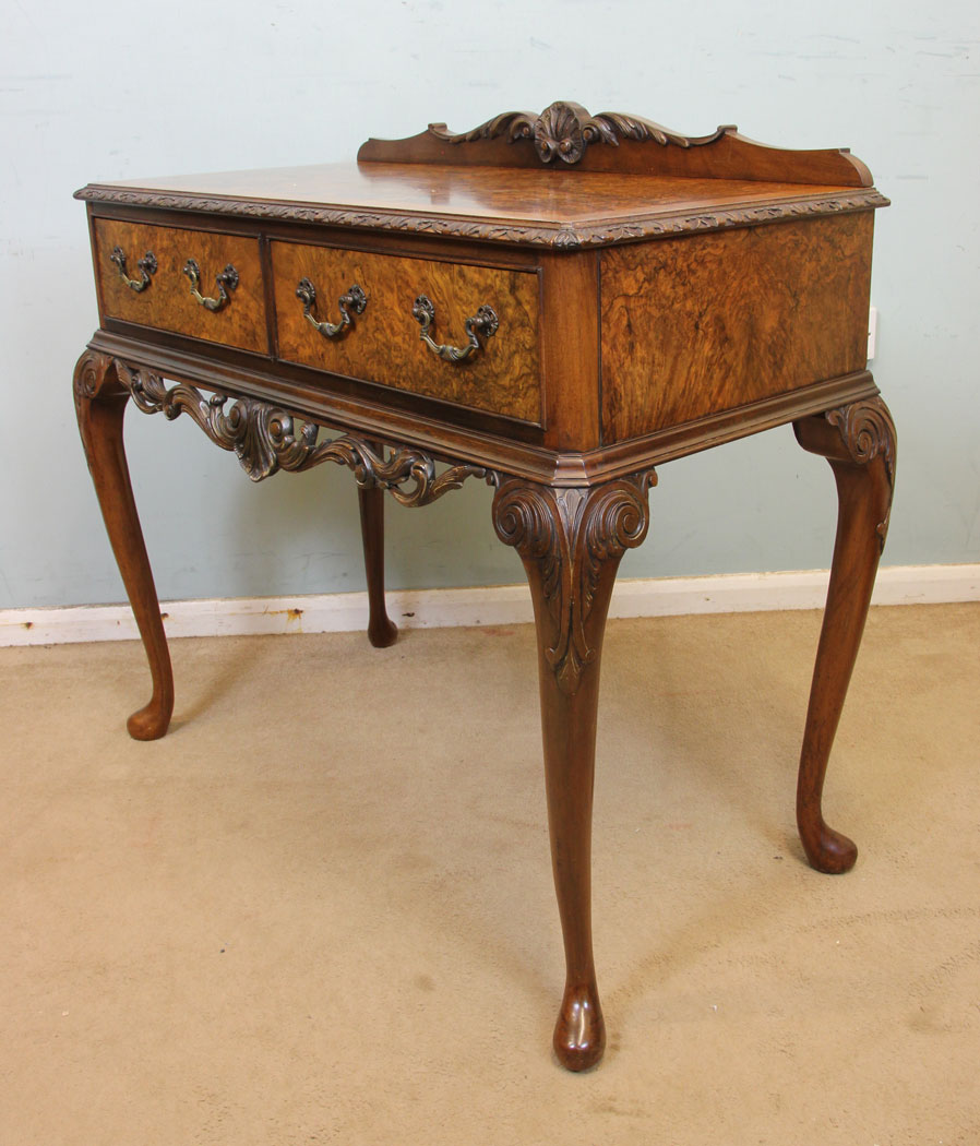 Antique Queen Anne Style Side Table, Antique Queen Anne Style Burr Walnut Side Table.