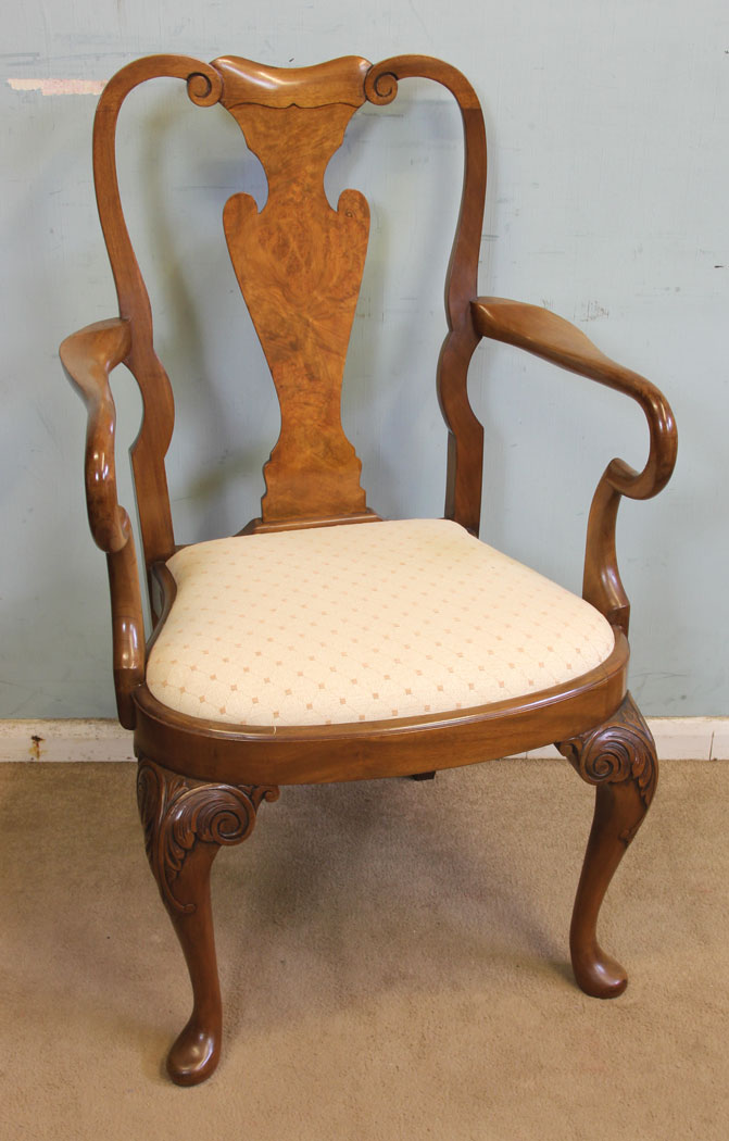 Set 8 Antique Dining Chairs Lincolnshire, Set of Eight Antique Queen Anne Style Walnut Dining Chairs