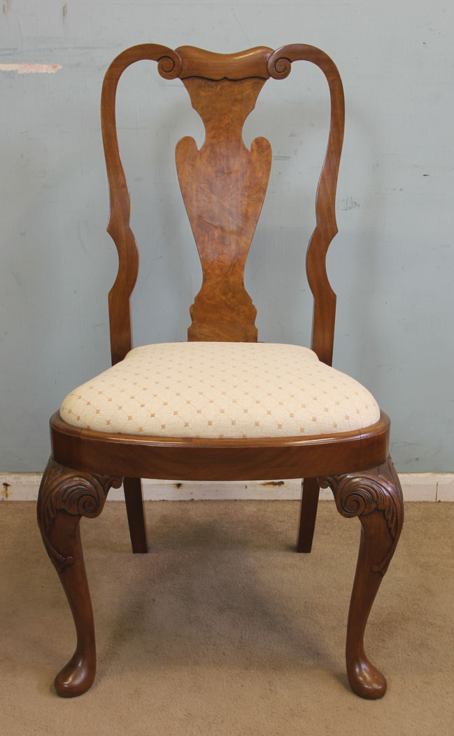 Set 8 Antique Walnut Dining Chairs, Set of Eight Antique Queen Anne Style Walnut Dining Chairs