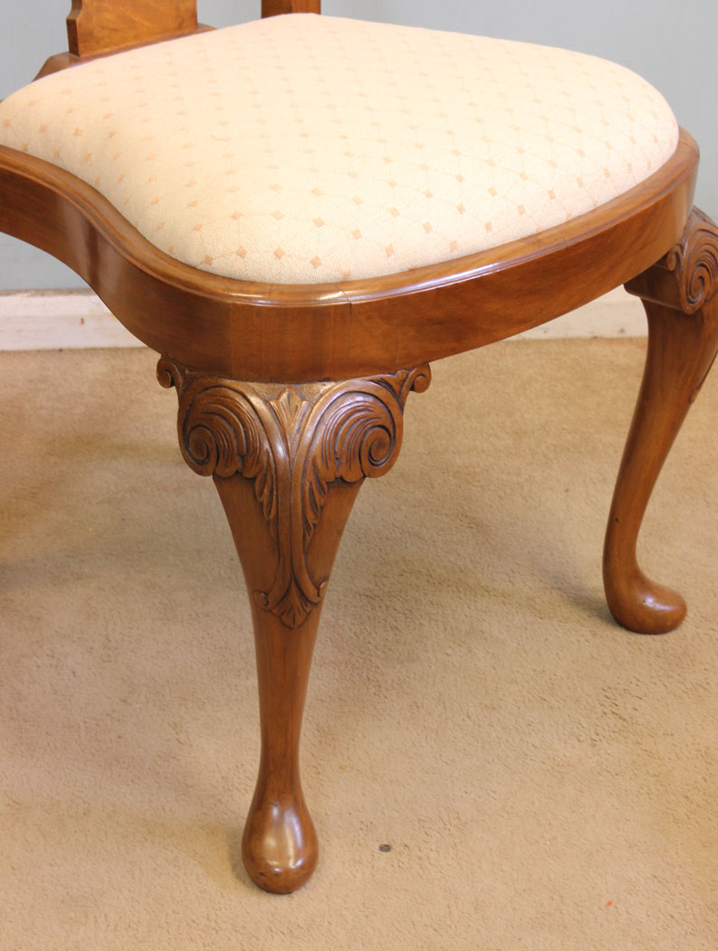 Set Eight Antique Burr Walnut Dining Chairs, Set of Eight Antique Queen Anne Style Walnut Dining Chairs