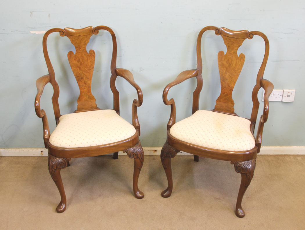 Set Eight Antique Dining Chairs, London, Set of Eight Antique Queen Anne Style Walnut Dining Chairs