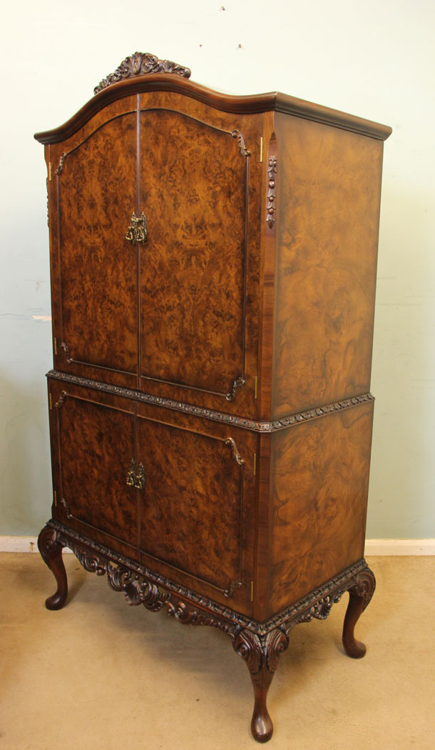 Vintage Queen Anne style Cocktail cabinet, Burr Walnut Cocktail Cabinet