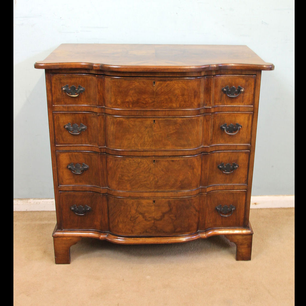 Antique Walnut Chest of Drawers, Antique Walnut Shaped Front Chest of Drawers