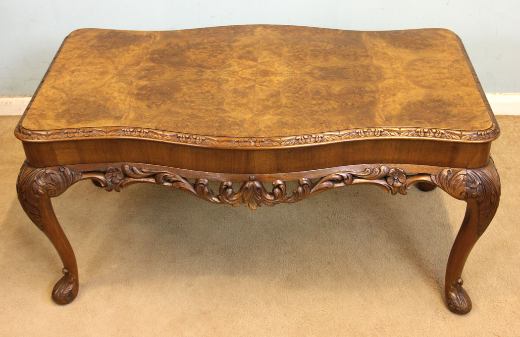 Antique Burr Walnut Coffee Table, Queen Anne Style Burr Walnut Shaped Coffee Table