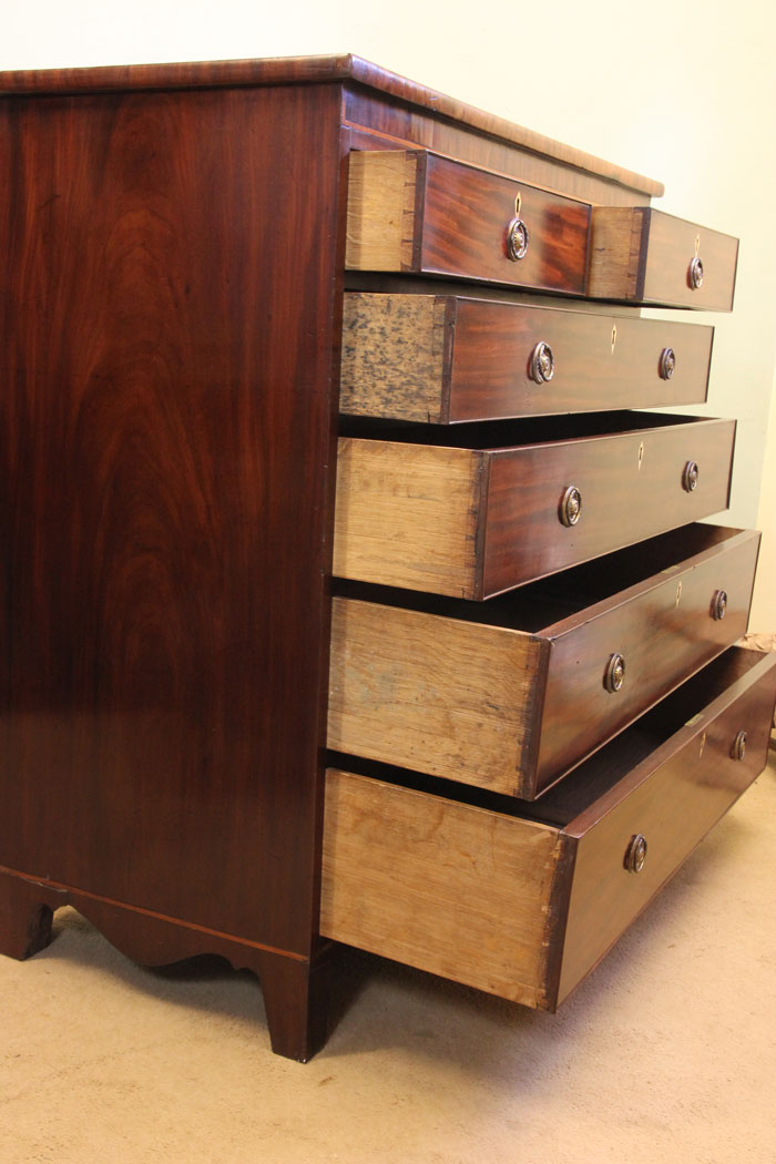 Antique Chest of Drawers, London, Antique Victorian Mahogany Chest of Drawers.