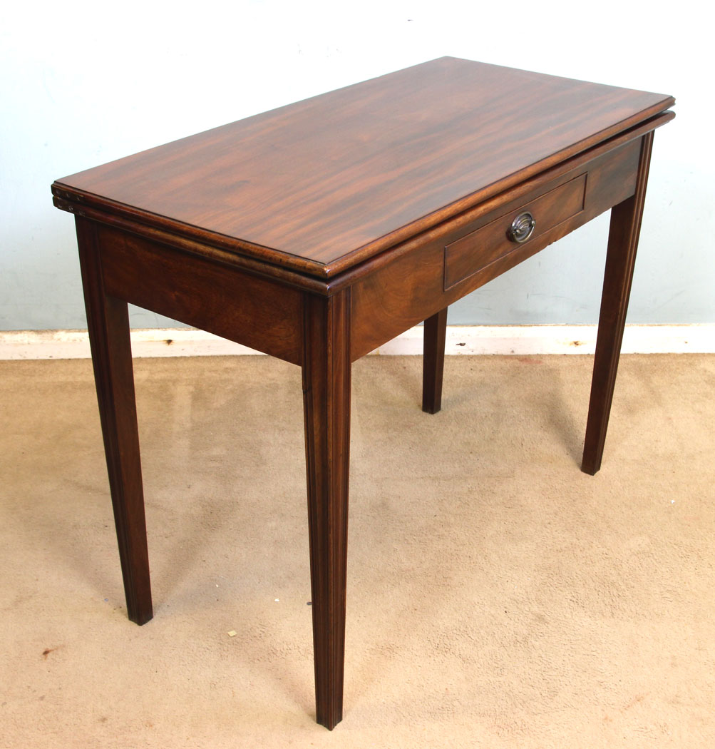 Antique Georgain Side Hall Table, Antique Georgian Mahogany Side Table / Tea Table