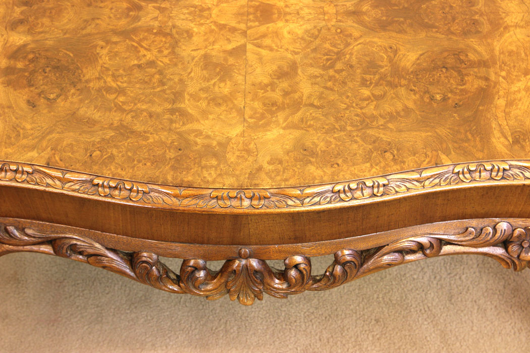 Antique Walnut Coffee Occasional Table, Queen Anne Style Burr Walnut Shaped Coffee Table