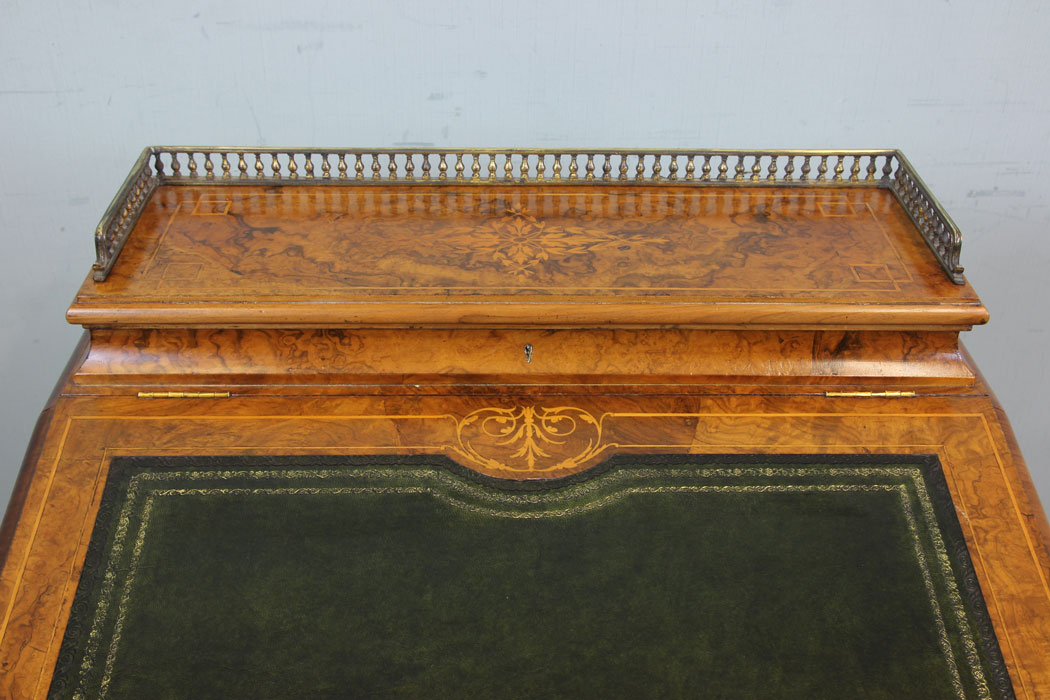 Antique Walnut Davenport Desk, Victorian Inlaid Burr Walnut Davenport Writing Desk