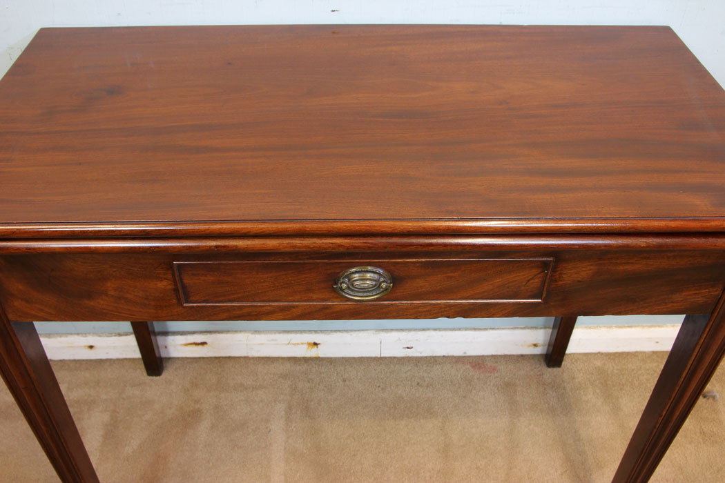 Georgain Side Table, London, Antique Georgian Mahogany Side Table / Tea Table
