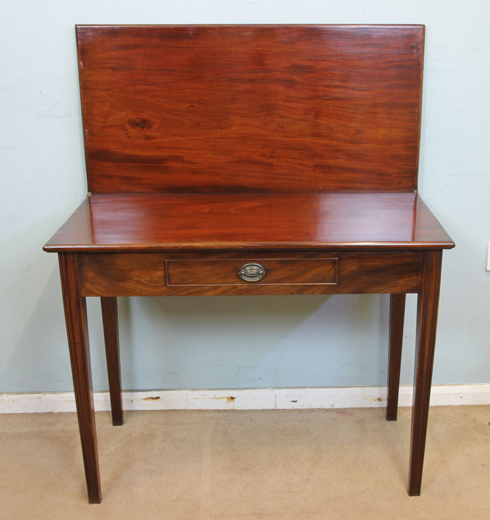 Georgain Side Table, Tea Table, Antique Georgian Mahogany Side Table / Tea Table