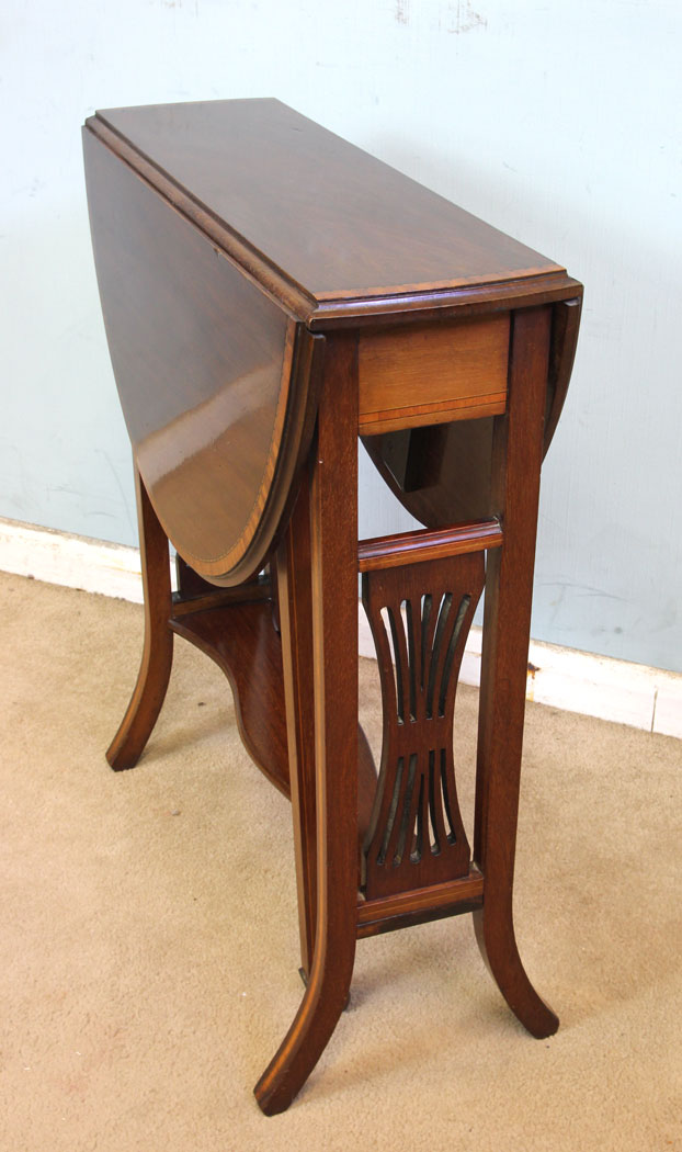 The Antique Shop Antique Edwardian Inlaid Sutherland Table, London, Antique Inlaid Mahogany Drop Leaf Sutherland Occasional Table.