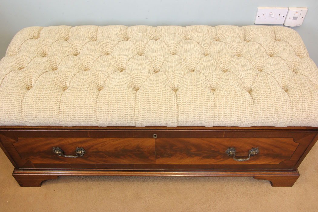 11208r2 Antique Ottoman, Antique Mahogany Ottoman Window Seat.