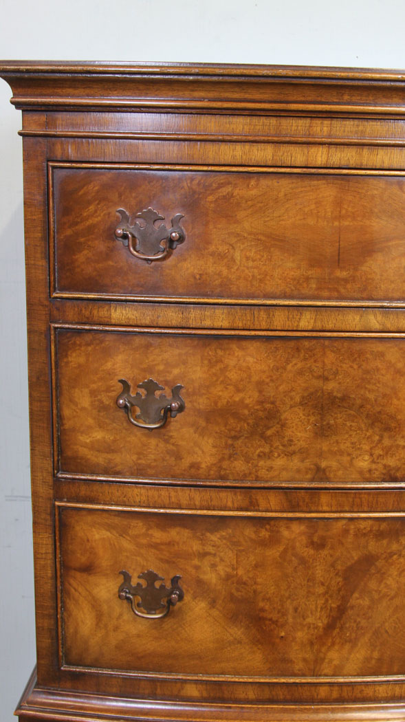 Burr Walnut Bow Front Chest on Chest11214r7 Burr Walnut Bow Front Chest on Chest