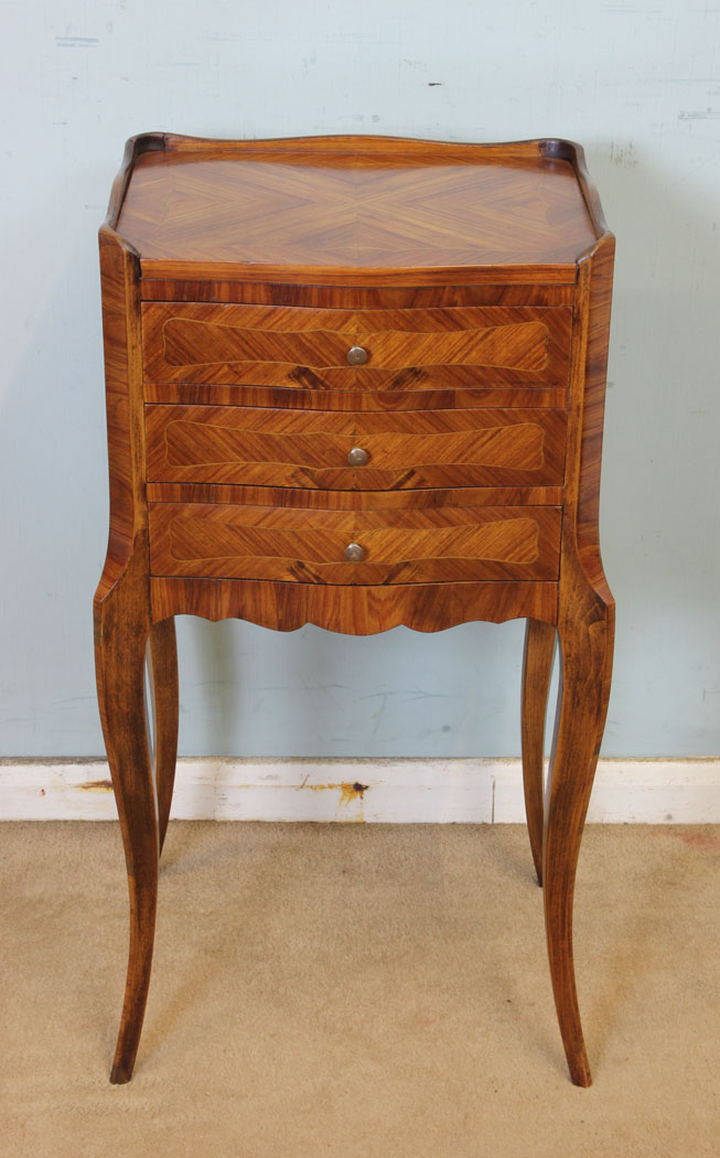 11225r12 Antique Kingwood Side Table / Bedside Table Antique Kingwood Side Table / Bedside Table