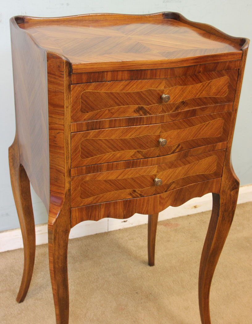 11225r6 Antique Kingwood Side Table / Bedside Table Antique Kingwood Side Table / Bedside Table