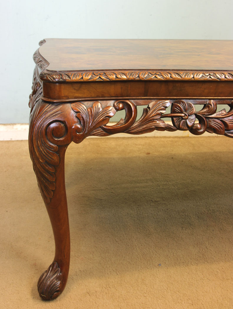 11229r7 Burr Walnut Coffee Table Burr Walnut Coffee Table