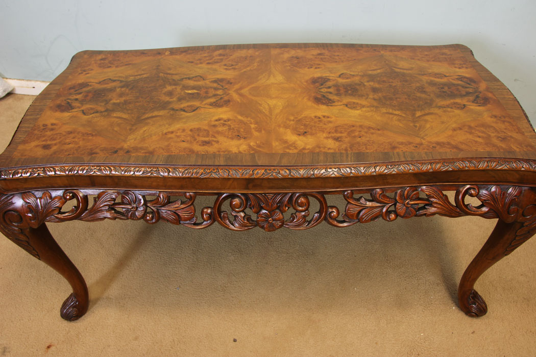 11229r8 Burr Walnut Coffee Table Burr Walnut Coffee Table