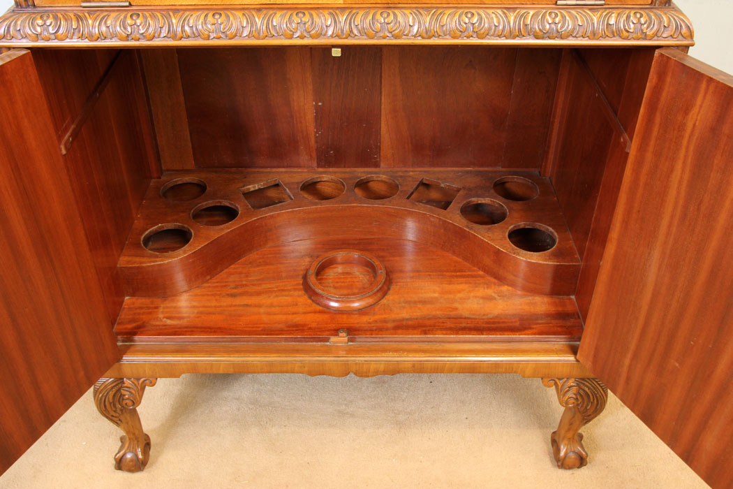 11233r16 Antique Burr Walnut Cocktail Drinks Cabinet, Burr Walnut Cocktail Drinks Cabinet