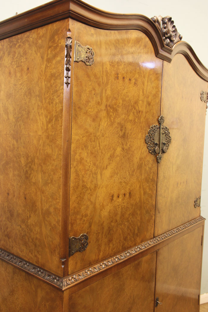 11245r7 Antique Cocktail Cabinet, Burr Walnut Cocktail Drinks Cabinet