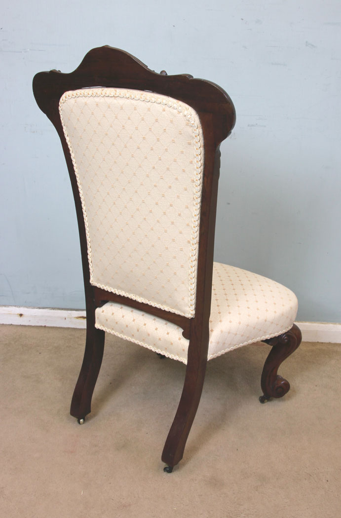 11101r12 Antique Victorian Cabriole Leg Chair, London, Antique Victorian Rosewood Cabriole Leg Nursing Chair