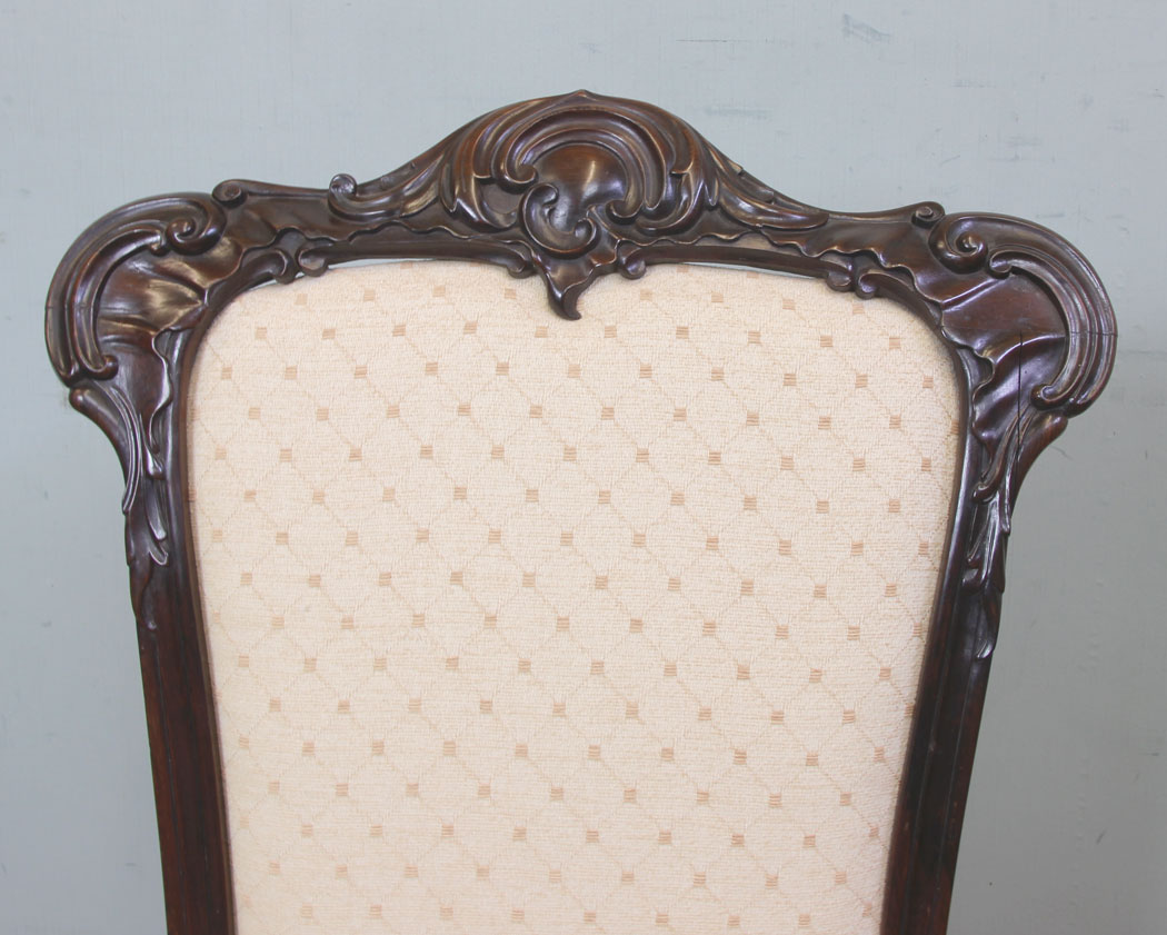 11101r6 Antique Rosewood Victorian Chair, London, Antique Victorian Rosewood Cabriole Leg Nursing Chair