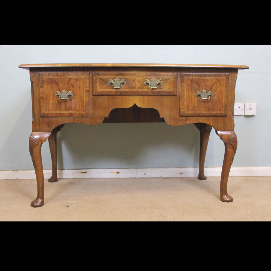 11262r01 Antique Burr walnut Side Table, Lowboy, Antique Burr Walnut Lowboy Writing Side Table