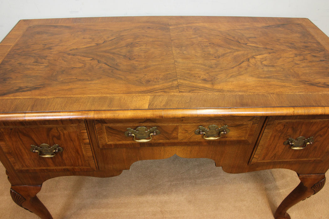 11262r11 Antique Burr walnut Side Table, Lowboy, Antique Burr Walnut Lowboy Writing Side Table