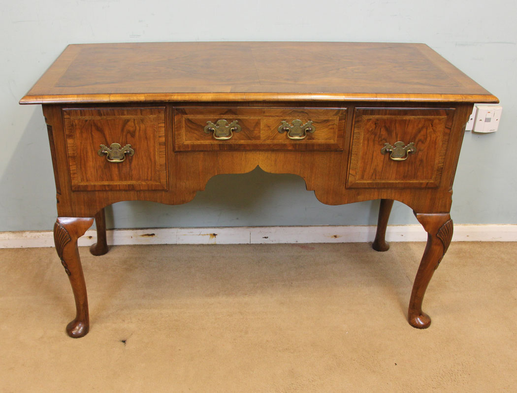 11262r2 Antique Burr walnut Side Table, Lowboy, Antique Burr Walnut Lowboy Writing Side Table
