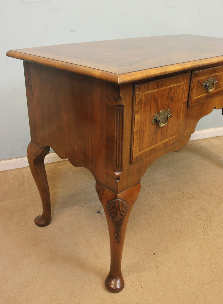 11262r4 Antique Burr walnut Side Table, Lowboy, Antique Burr Walnut Lowboy Writing Side Table