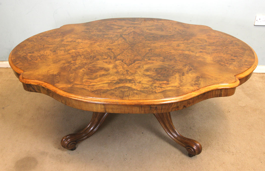 11263r6 Antique Victorian Burr walnut Coffee Table, Antique Victorian Burr Walnut Shaped Coffee Table.