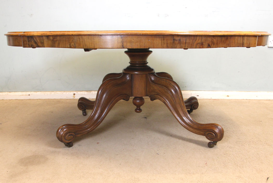 11263r7 Antique Victorian Burr walnut Coffee Table, Antique Victorian Burr Walnut Shaped Coffee Table.