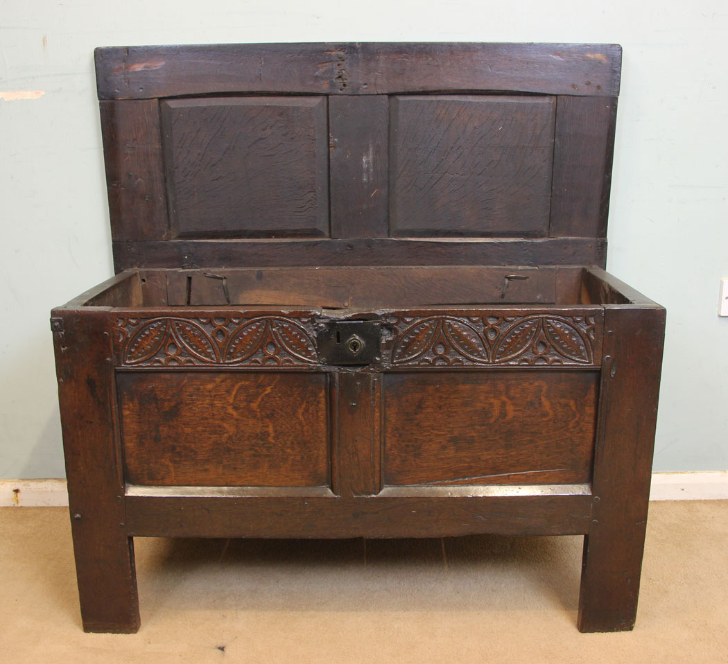 11272r7 Antique 18th Century Oak Coffer, Antique 18th Century Small Oak Chest Coffer