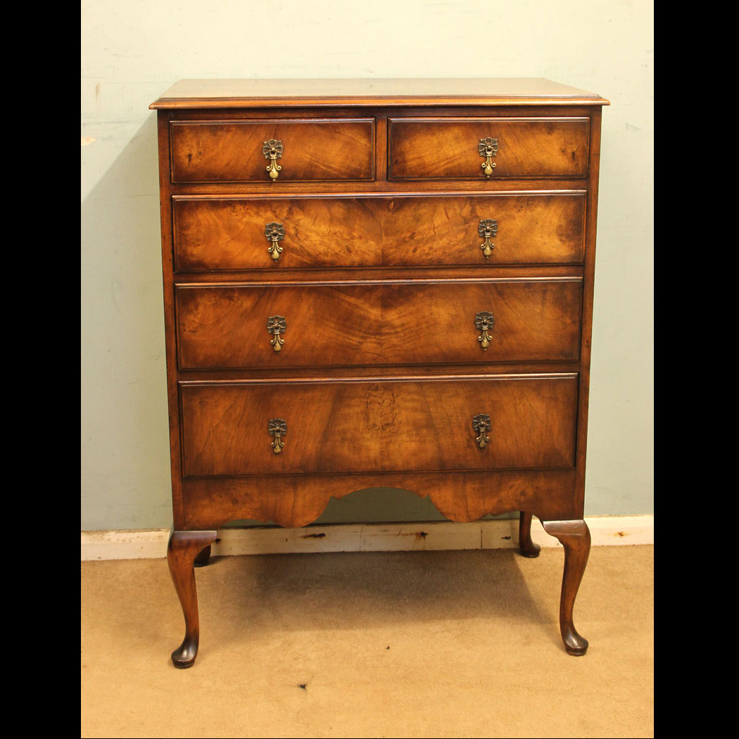 11282r01 Antique Burr Walnut Chest of Drawers. Antique Burr Walnut Queen Anne Style Chest of Drawers
