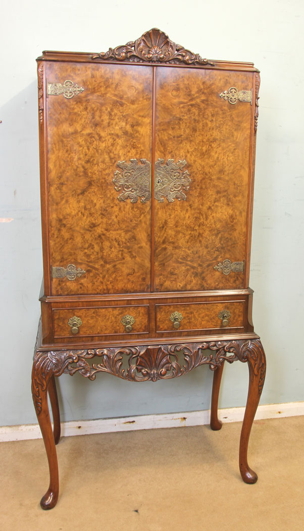 11296r15 Antique Vintage Burr Walnut Cocktail Drinks Cabinet, Antique Burr Walnut Cocktail Drinks Cabinet