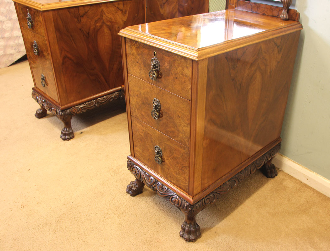 11300r5 Antique Burr Walnut Dressing Table, Superb Antique Burr Walnut Triple Mirror Dressing Table