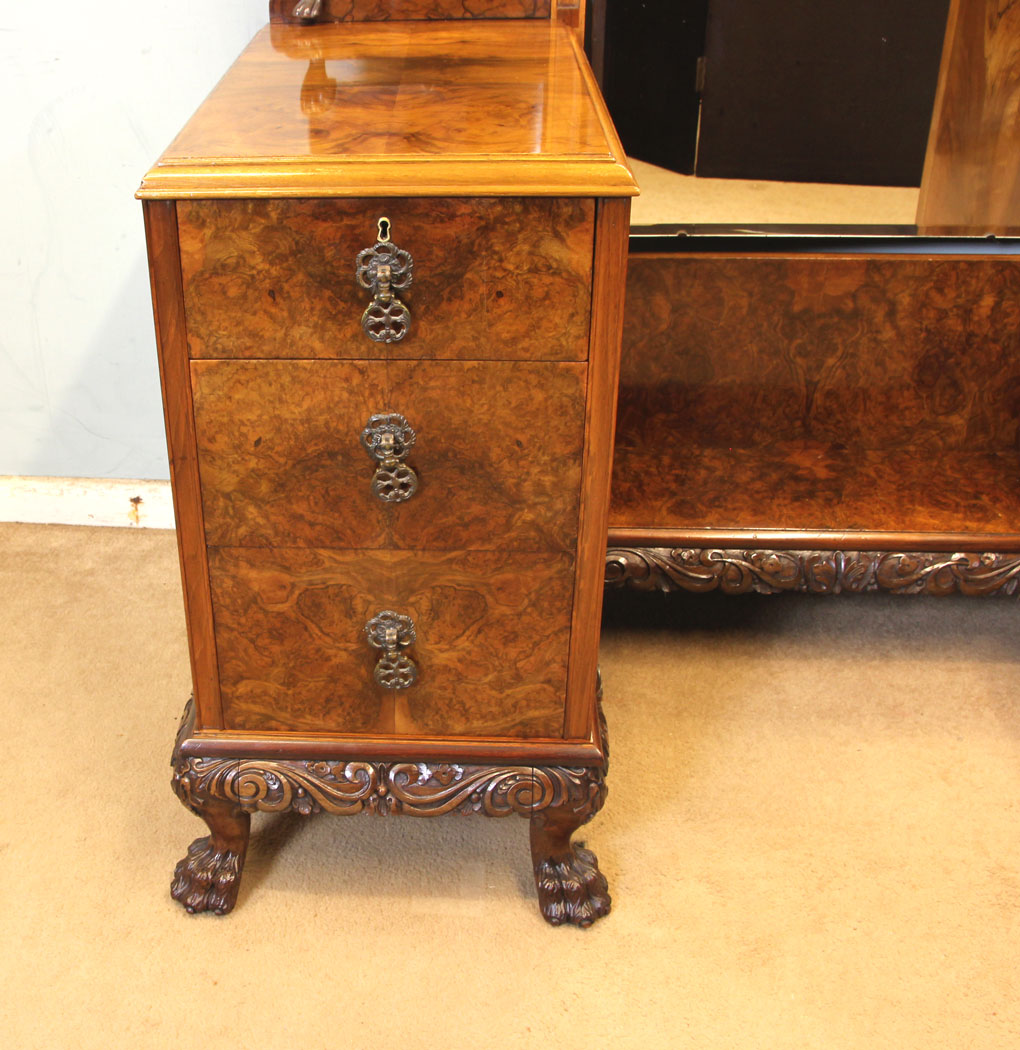11300r7 Antique Burr Walnut Dressing Table, Superb Antique Burr Walnut Triple Mirror Dressing Table