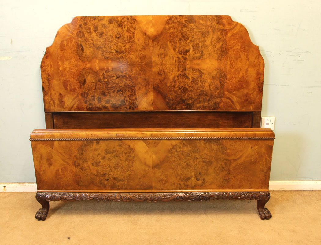 11302r3 Quality Burr Walnut Double Bed Antique Quality Burr Walnut Double Bed