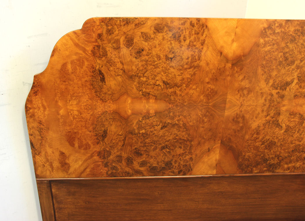 11302r5 Quality Burr Walnut Double Bed Antique Quality Burr Walnut Double Bed
