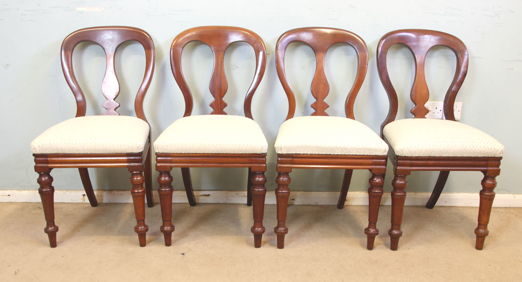 11305r10 Four Antique Victorian Mahogany Dining Chairs, Four Victorian Mahogany Balloon Back Dining Chairs