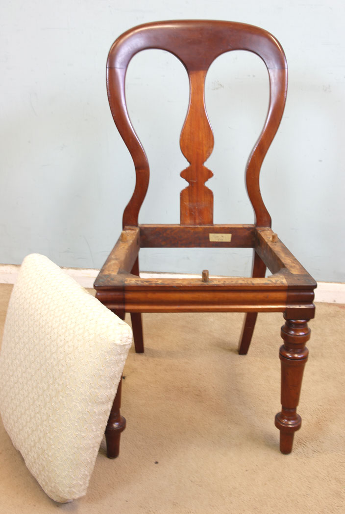11305r9 Four Antique Victorian Mahogany Dining Chairs, Four Victorian Mahogany Balloon Back Dining Chairs